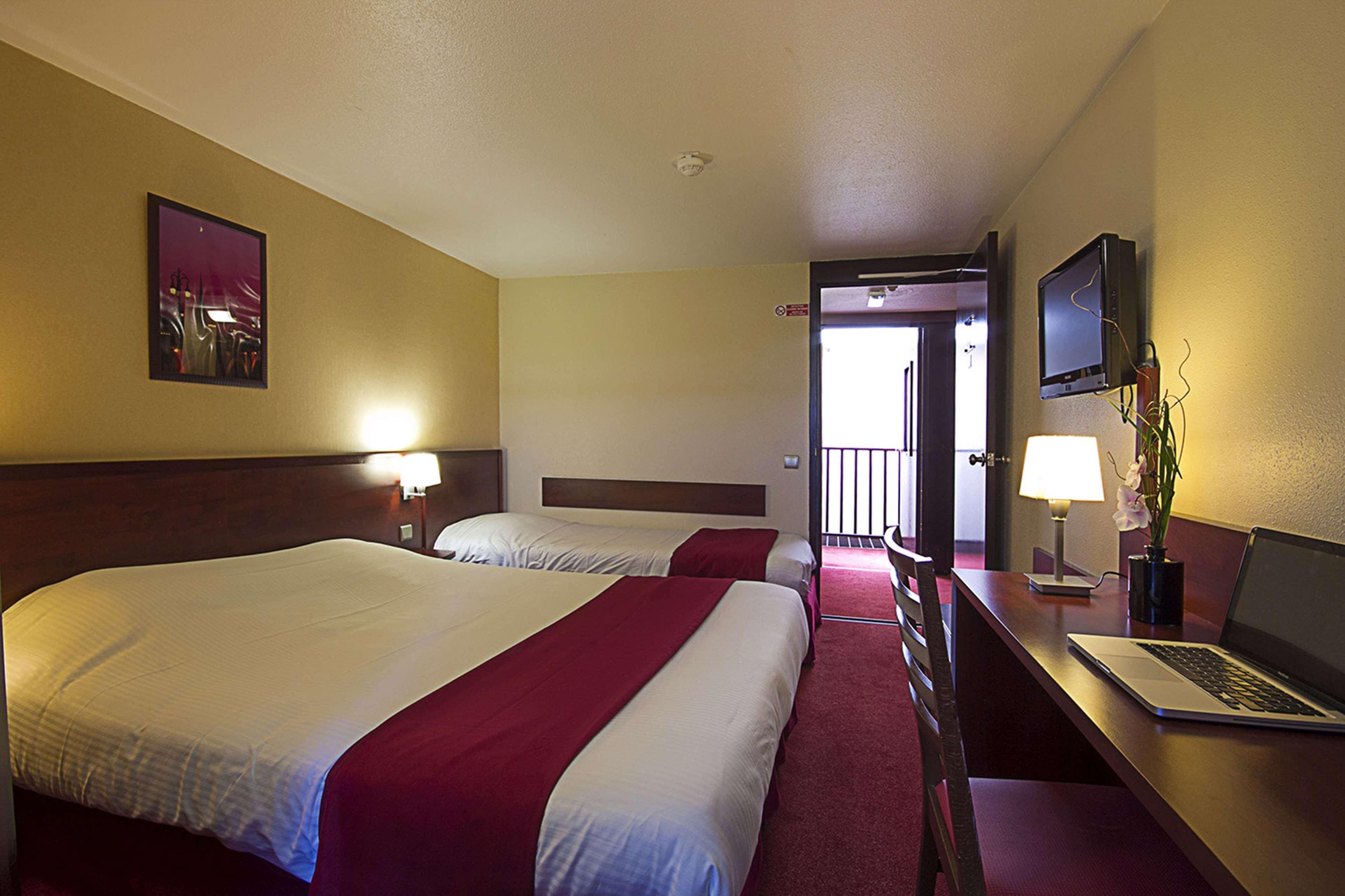 Kyriad Bordeaux Lormont Exterior foto