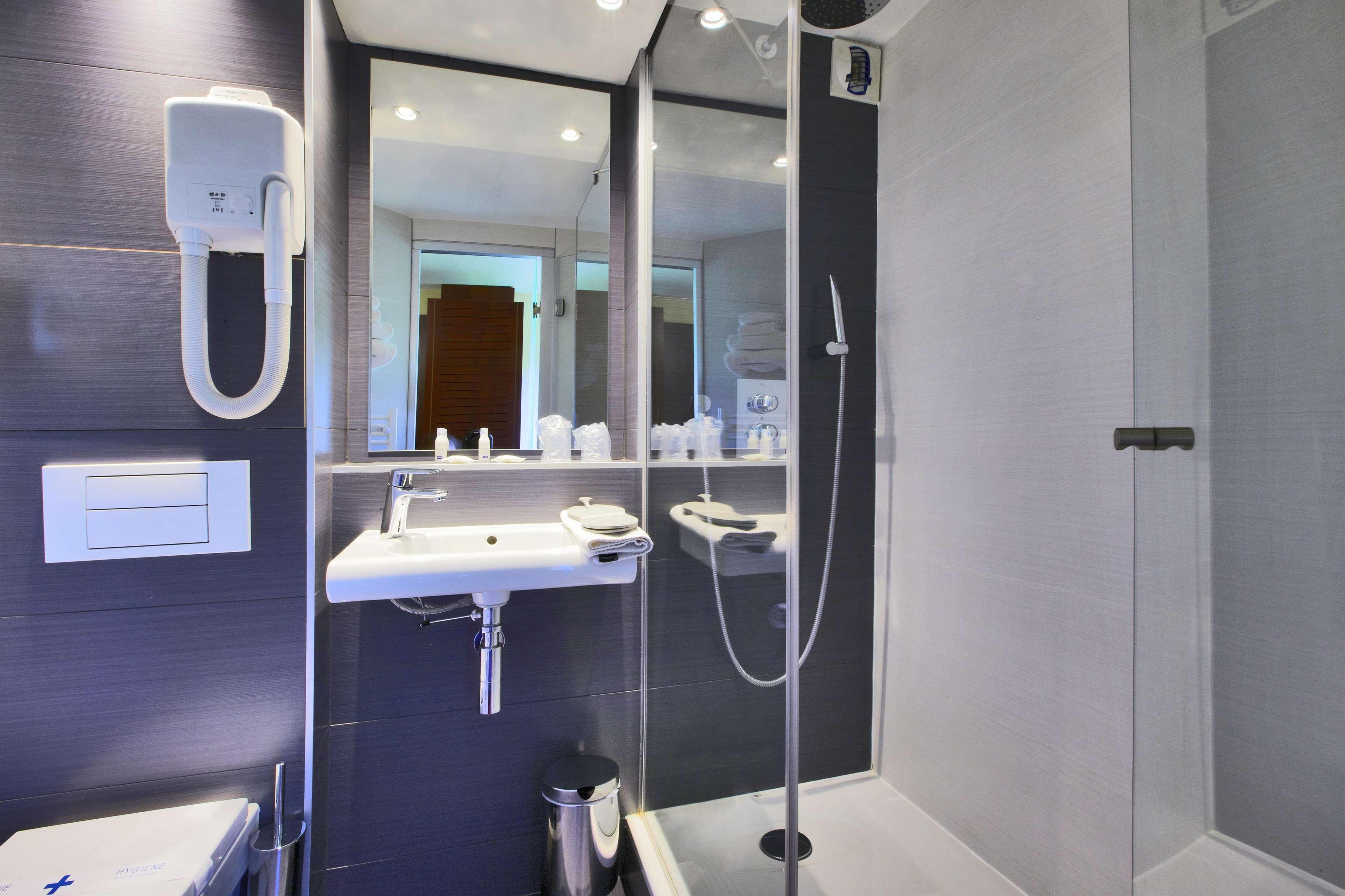 Kyriad Bordeaux Lormont Exterior foto